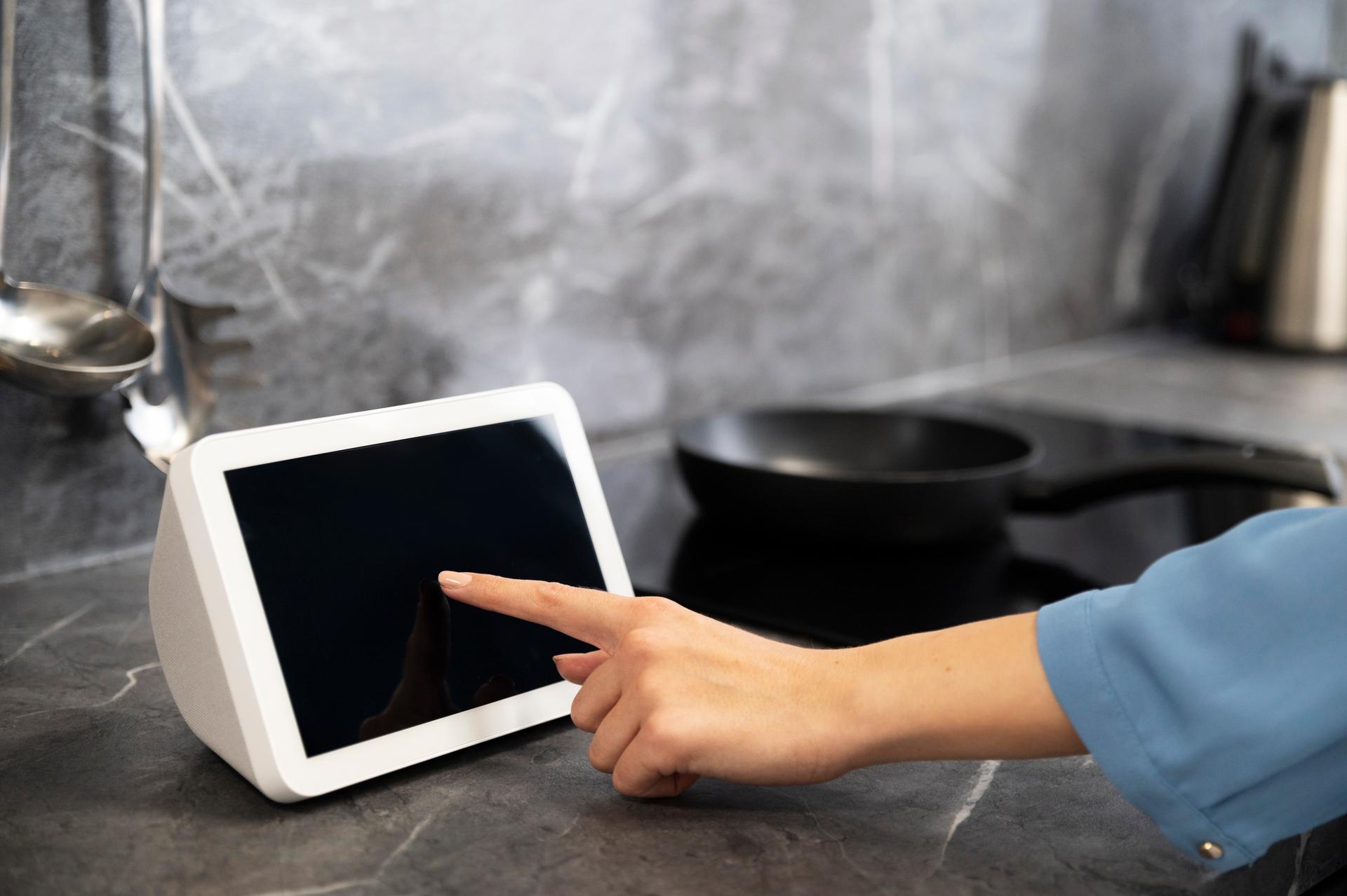 Predictive Maintenance & Housekeeping Automation